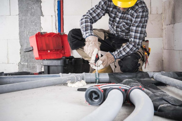 Installation d’un système de récupération de chaleur par un technicien