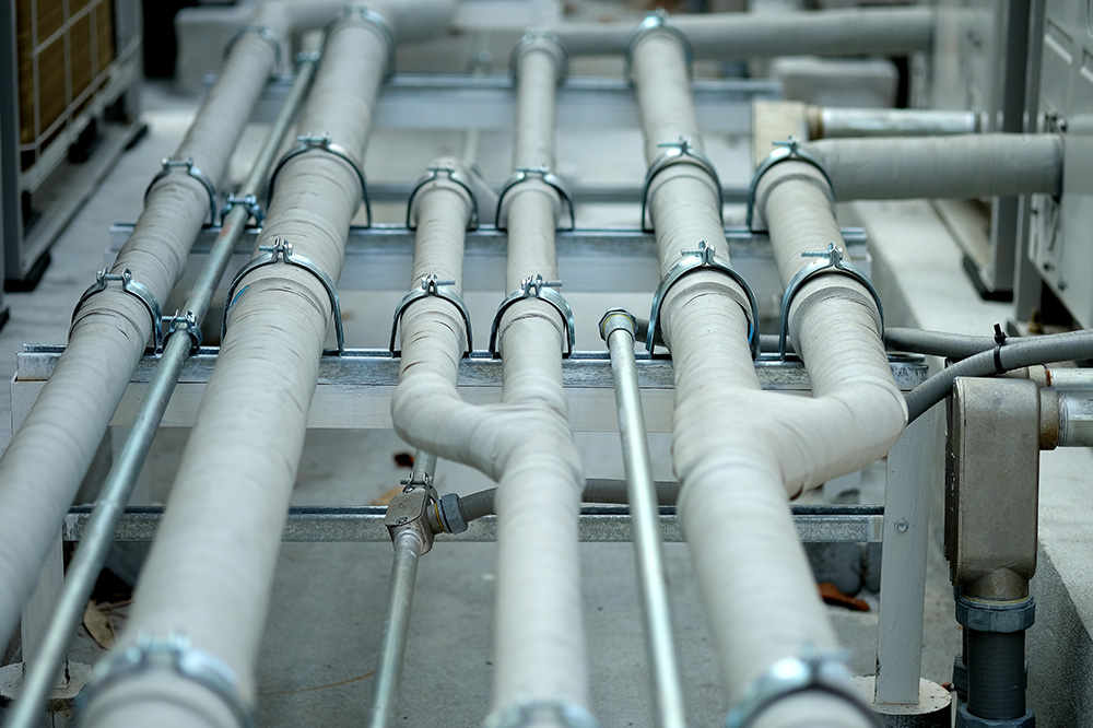 Installation d’un conduit aéraulique en façade